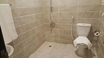 Al Muhanna Plaza Luxury Plus Salmiya Екстериор снимка